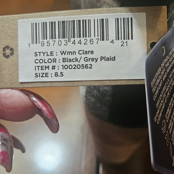 Toms Plaid Ankle Boots - Black and White - Picture 10 of 10